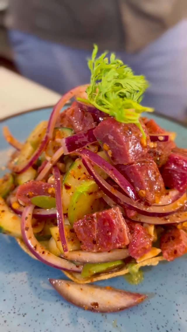Post 2 by Los mejores Mariscos de Cancún 🐋 on Instagram (video)