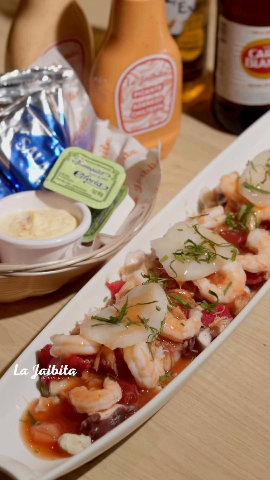 Post 9 by Mariscos La Jaibita on Instagram (video)