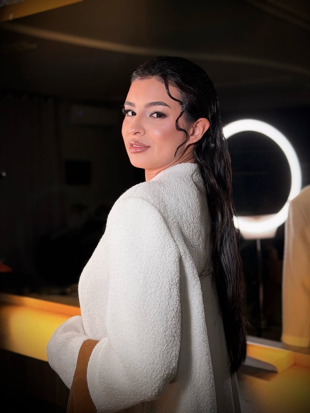 Post 10 by Léia Salão on Instagram (carousel)