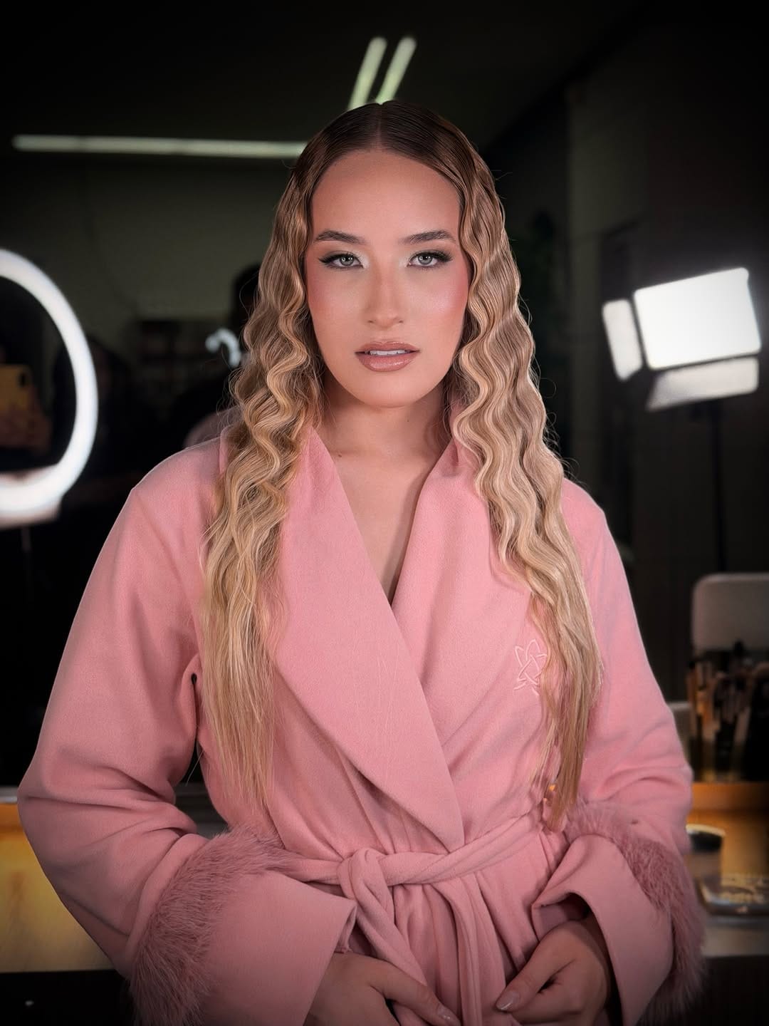 Post 9 by Léia Salão on Instagram (carousel)