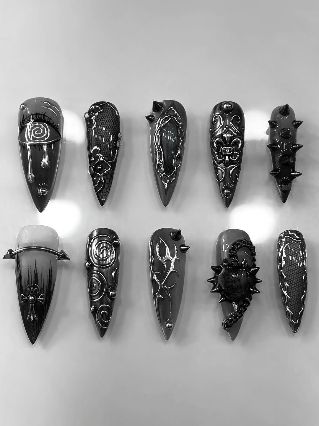Post 4 by ♱⃓ 𝑝𝑟𝑒𝑠𝑠 𝑜𝑛 𝑏𝑦 𝐵𝑒𝑙𝑙𝑎 𝑆. on Instagram (image)