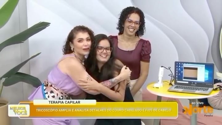 Post 9 by Ana Carolina Bazante Pessoa - Colorista e Terapeuta Capilar on Instagram (video)