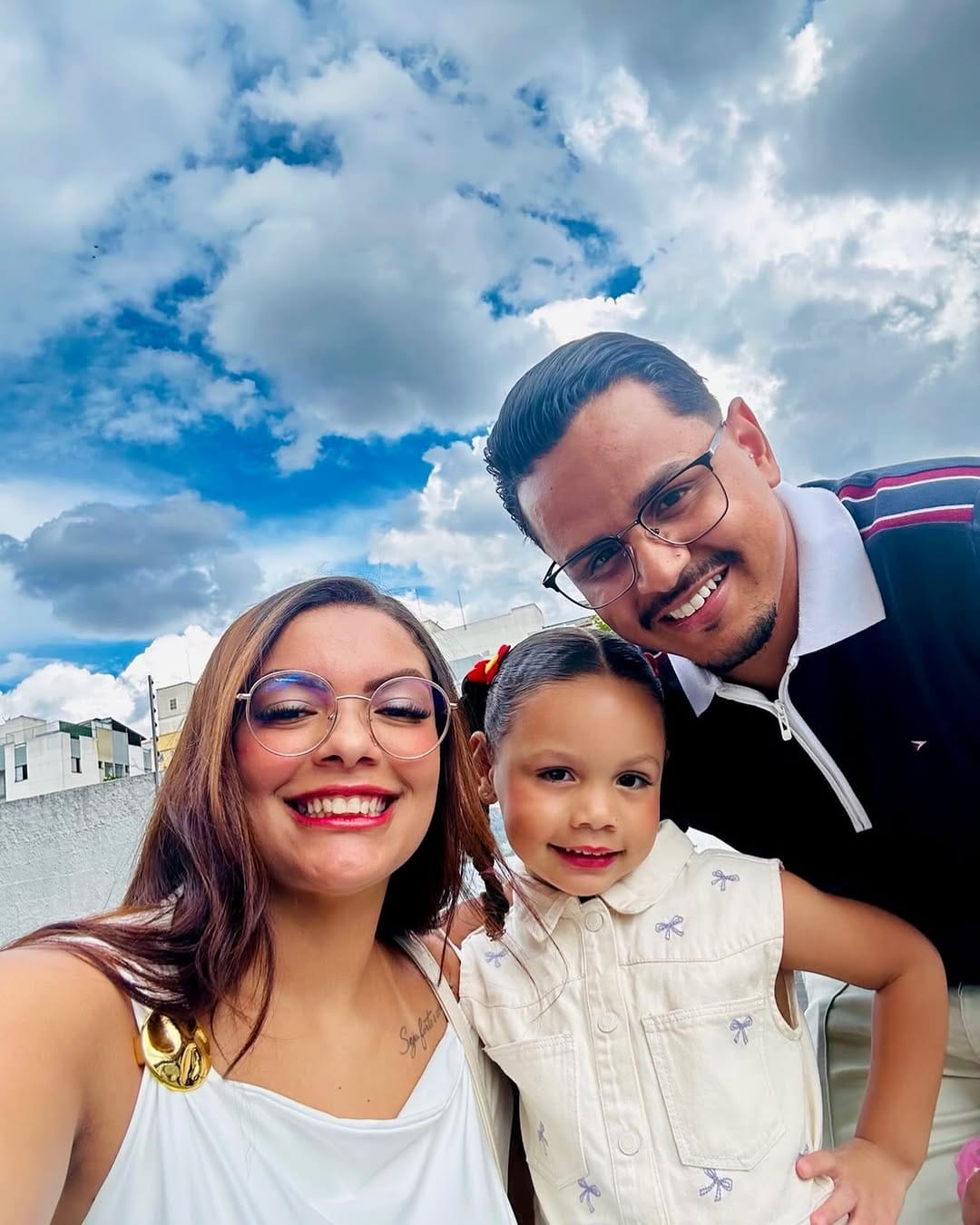 Post 8 by Donathan Menezes on Instagram (image)
