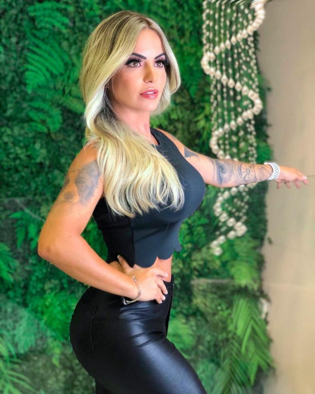 Post 8 by Thuanny Duarte Costa on Instagram (image)