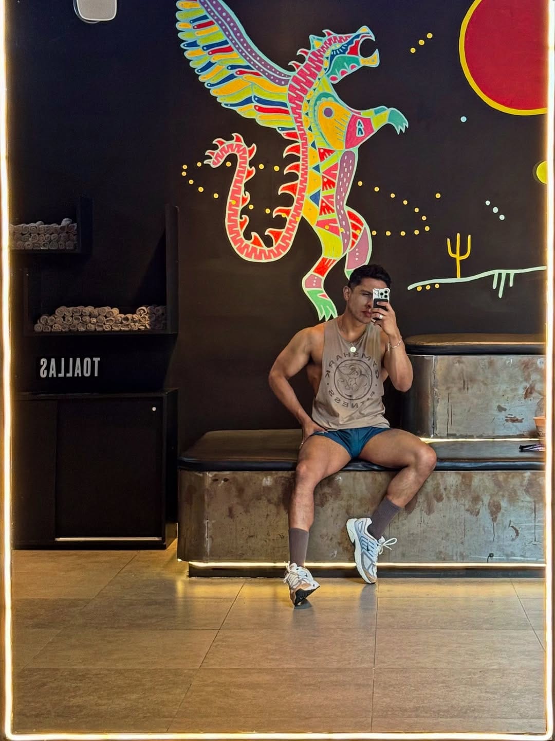 Post 8 by Said Fuentes on Instagram (carousel)