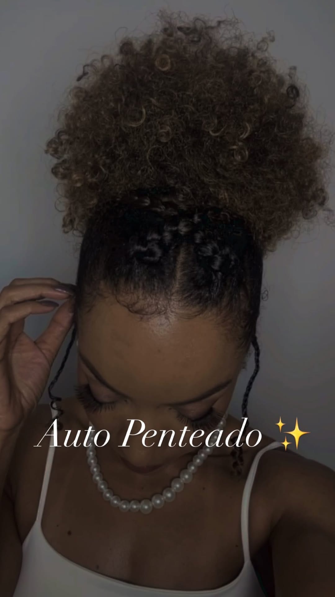 Post 3 by Ariene | Maquiadora Sp on Instagram (video)