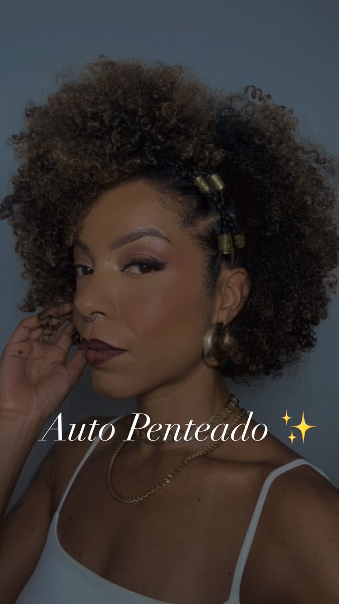 Post 4 by Ariene | Maquiadora Sp on Instagram (video)