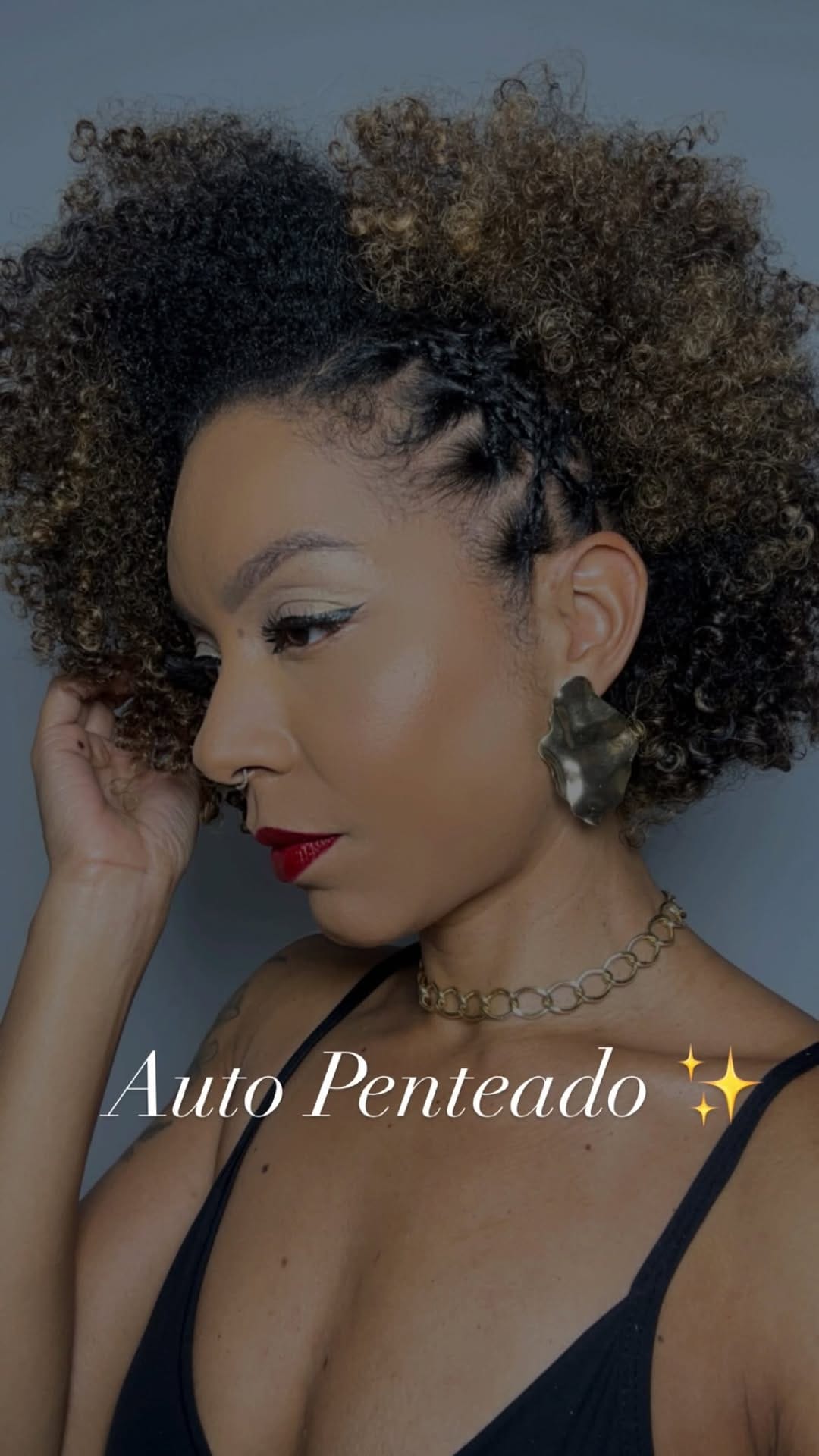 Post 2 by Ariene | Maquiadora Sp on Instagram (video)