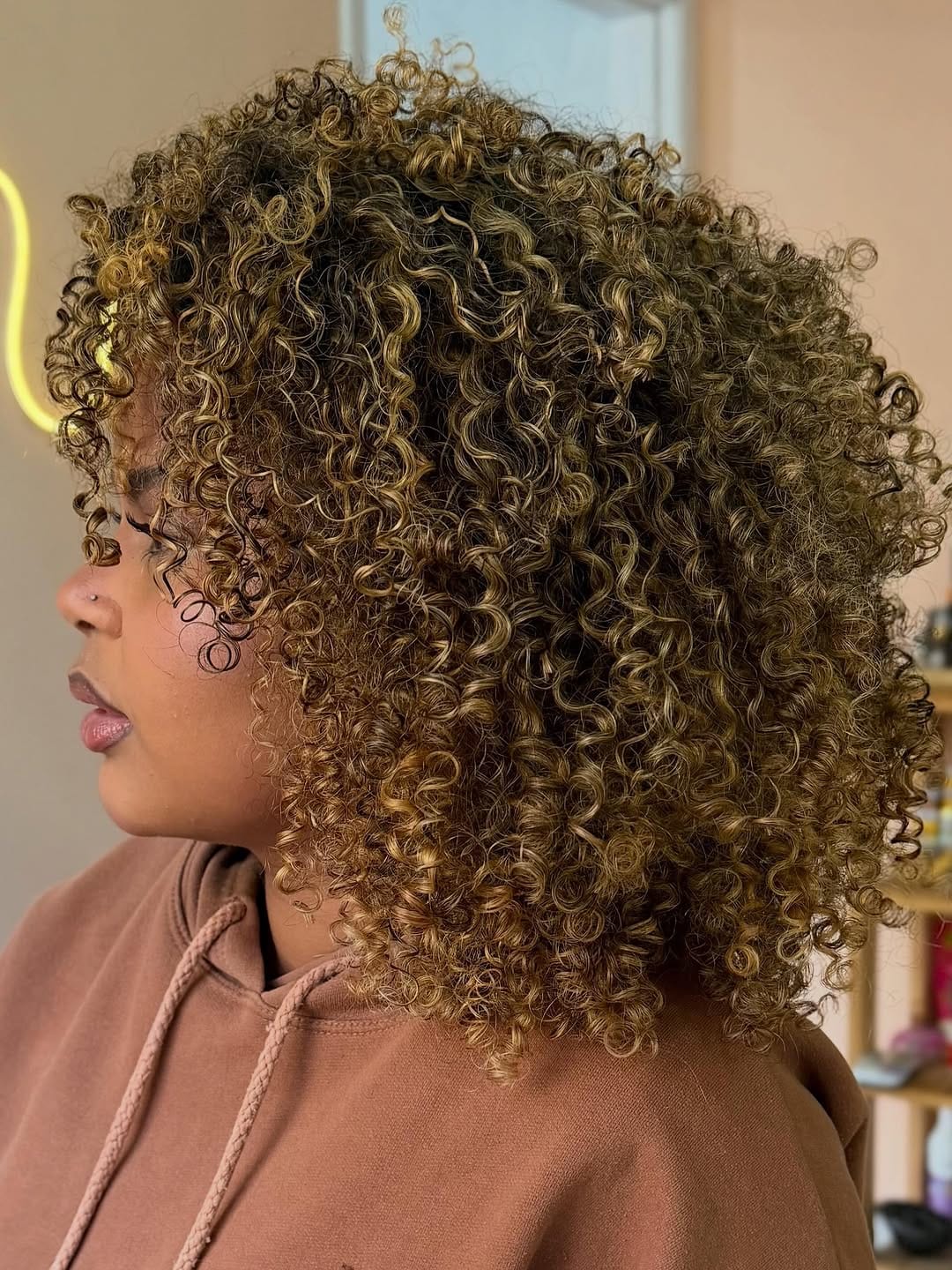 Post 4 by GABS | Estética preta & cuidado on Instagram (carousel)
