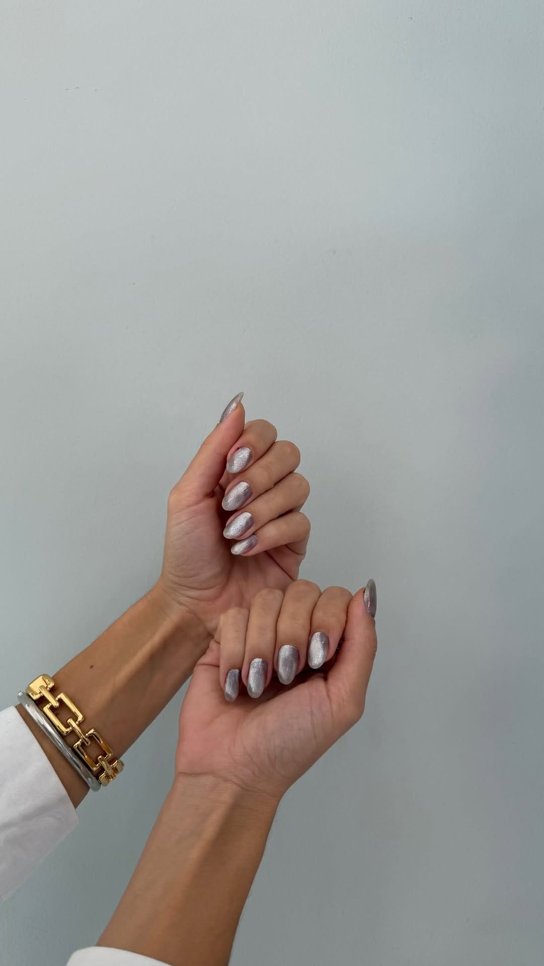 Post 8 by 𝘙𝘌𝘕𝘈𝘛𝘈 𝘙𝘈𝘔𝘖𝘚 on Instagram (video)