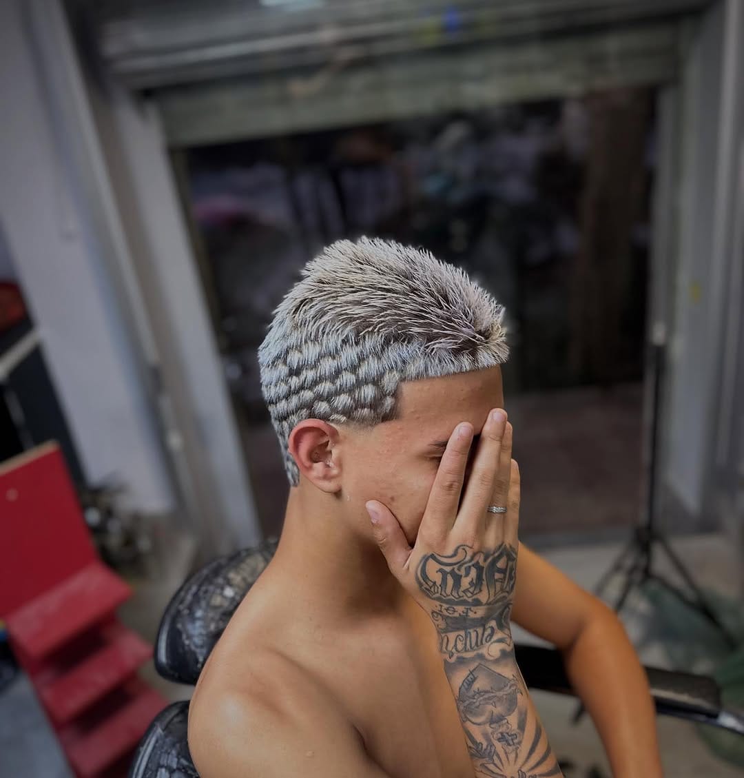 Post 3 by BARBEARIA | CORTE on Instagram (carousel)