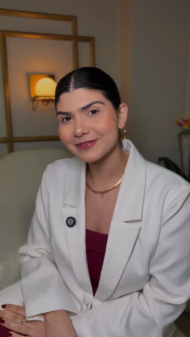 Post 10 by Uaná Medspa on Instagram (video)