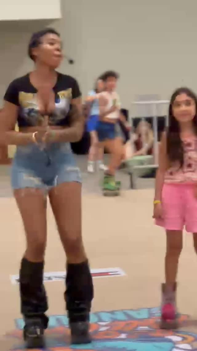 Post 4 by Bliss on Wheels Roller Dance Studio on Instagram (video)