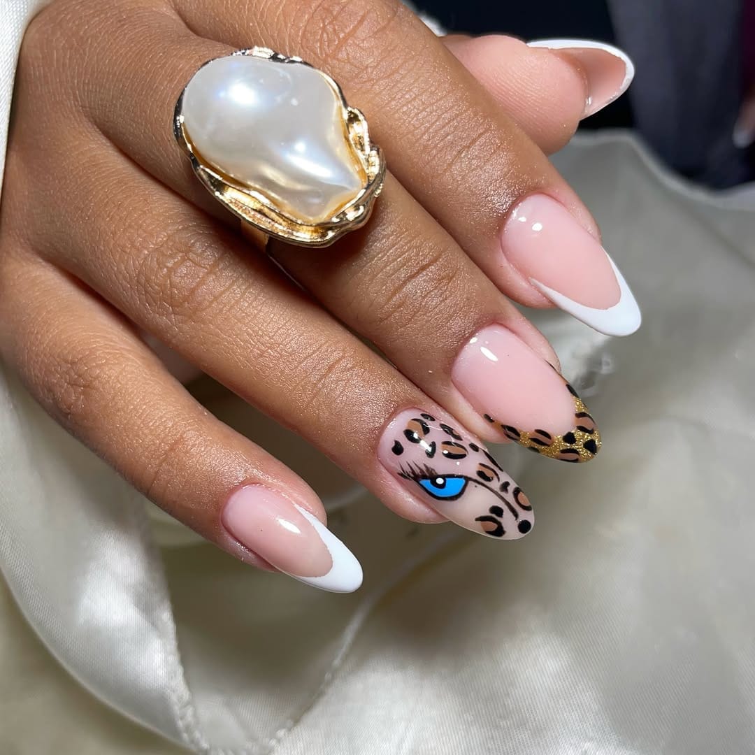 Post 4 by 🌸 Lydipink Nails 💎 on Instagram (image)