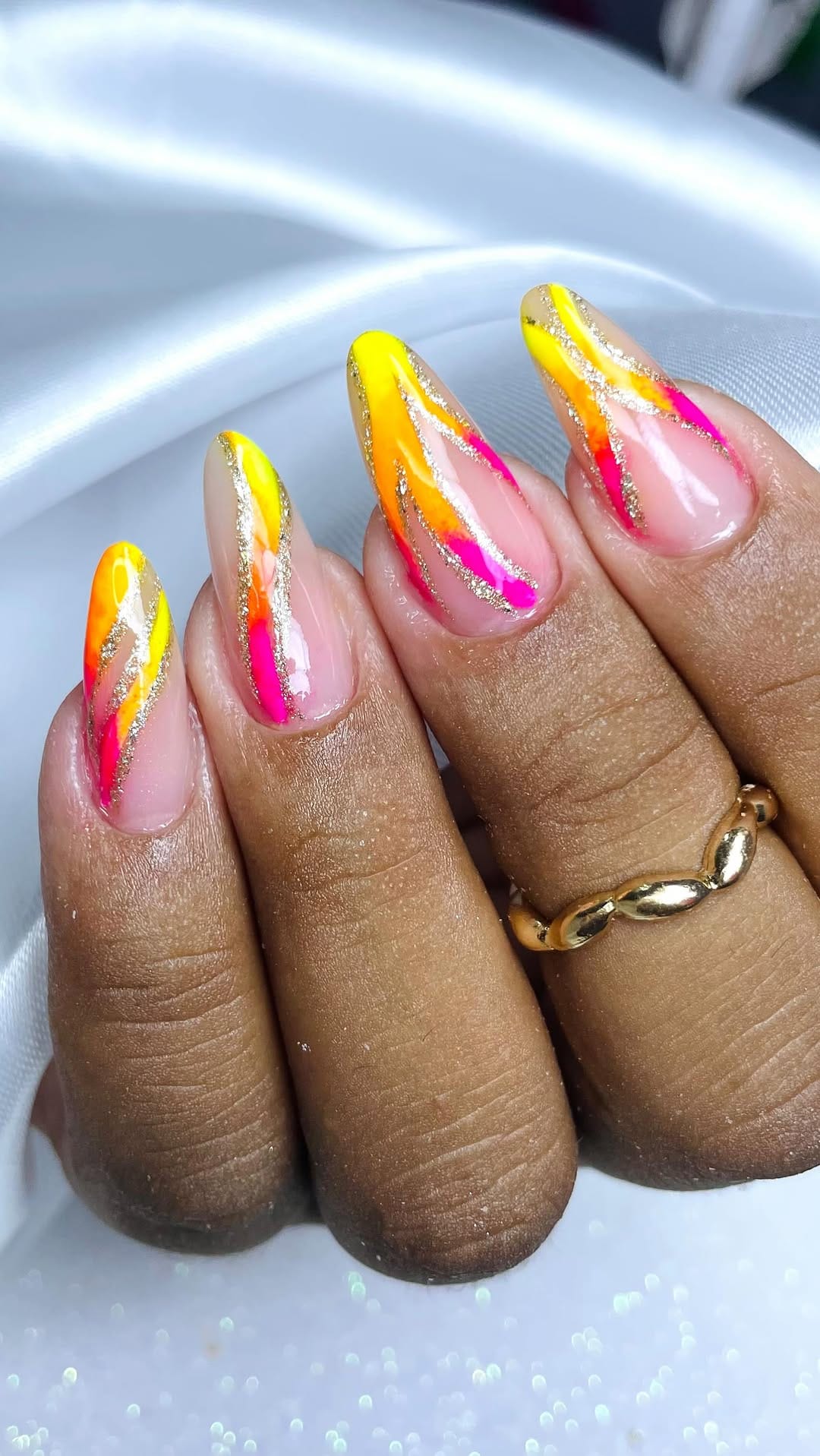 Post 7 by 🌸 Lydipink Nails 💎 on Instagram (video)