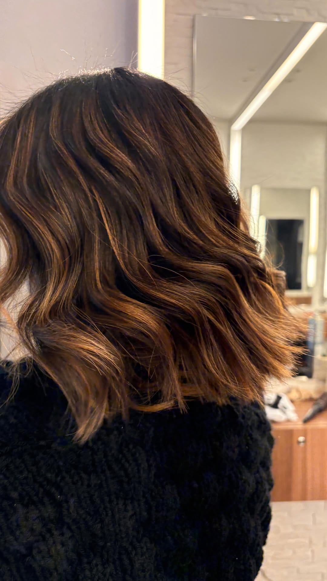 Post 5 by Thalyta Alcântara on Instagram (video)