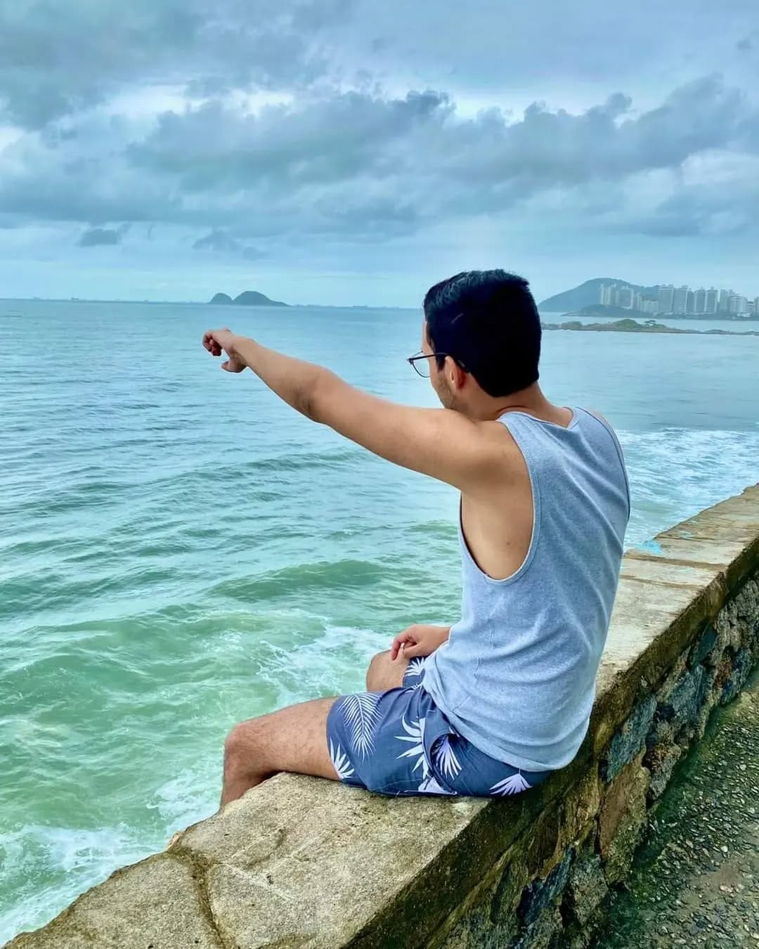 Post 5 by Matheus Menezes on Instagram (image)