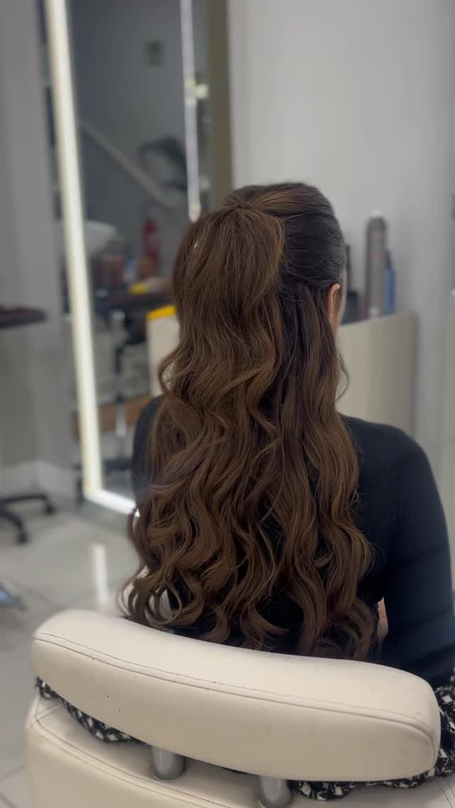 Post 5 by Headz Cabelo & Beleza | Mechas e Megahair Caxias do Sul on Instagram (video)