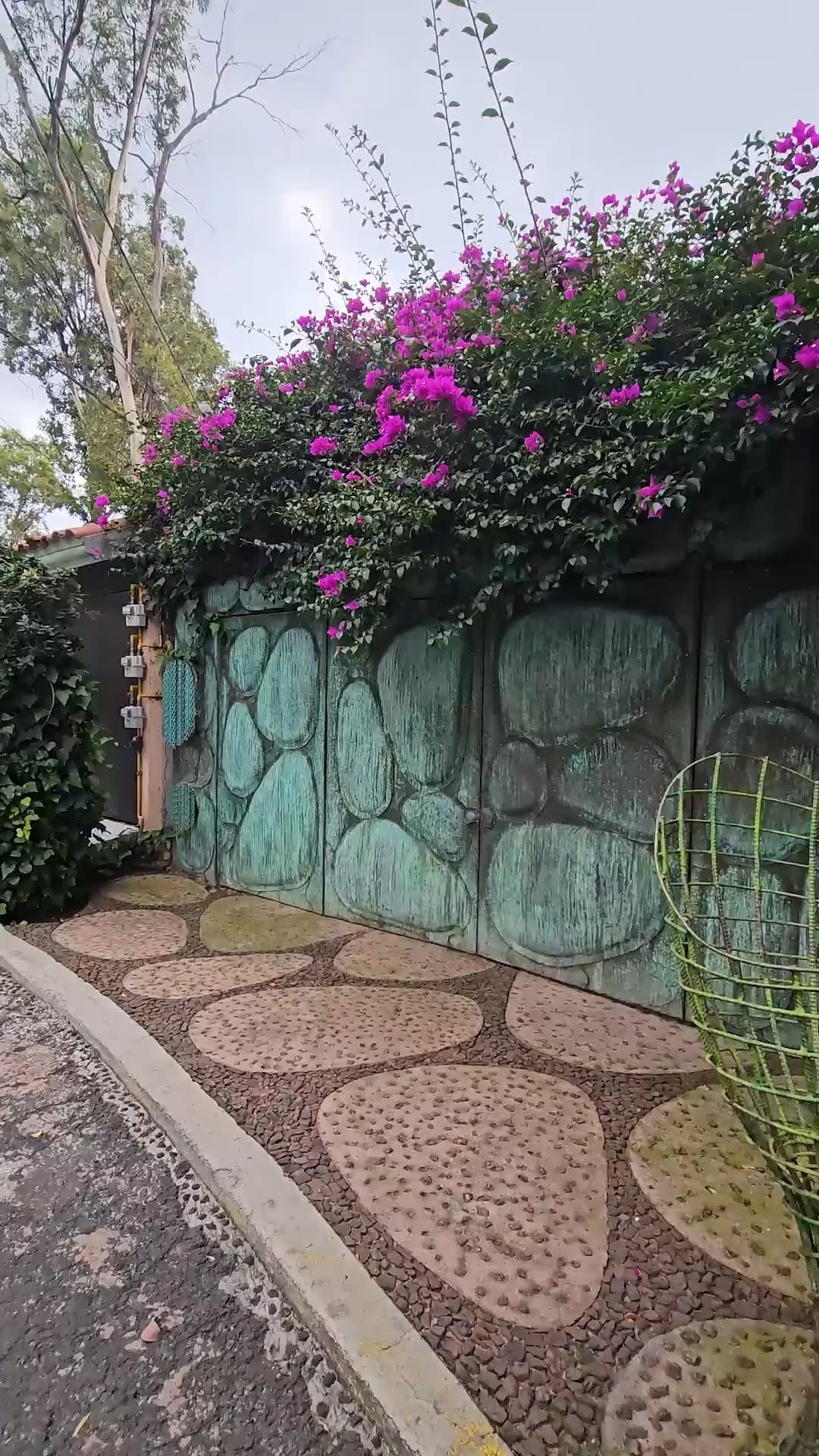 Post 7 by COTAPAREDES Arquitectos on Instagram (video)