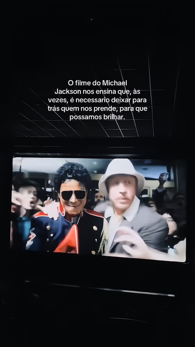 Post 8 by Bruna Chiattone on Instagram (video)