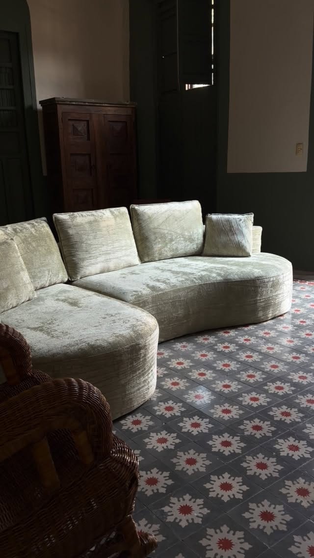 Post 7 by JC Damas Interior Design Studio on Instagram (video)