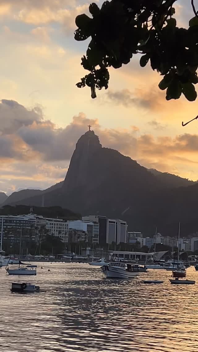 Post 6 by ohana f. on Instagram (video)