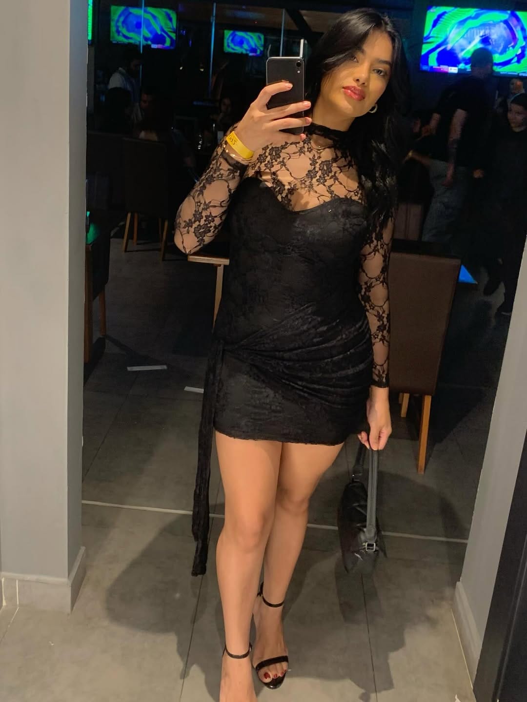 Post 1 by 𝒱𝑎𝑛𝑒𝑠𝑠𝑎 𝒮𝑖𝑙𝑣𝑎 🌸 on Instagram (carousel)