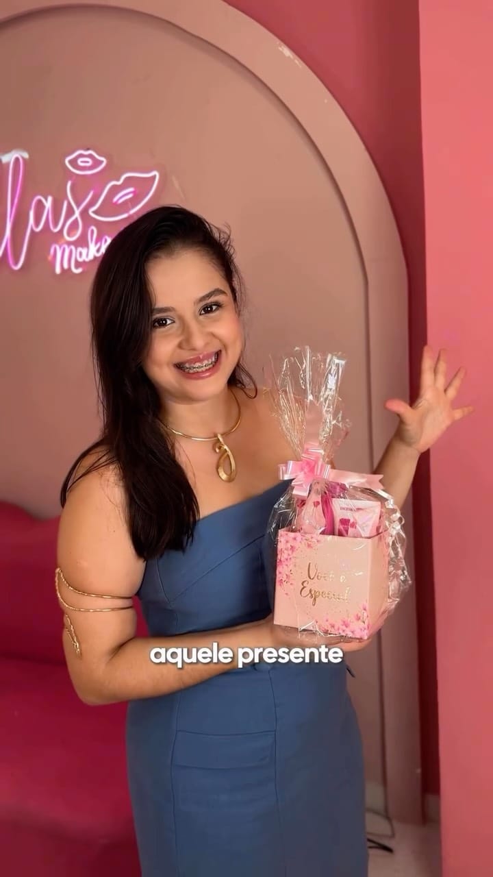 Post 6 by Ellas Makeup | Loja de Maquiagem Parnaíba on Instagram (video)