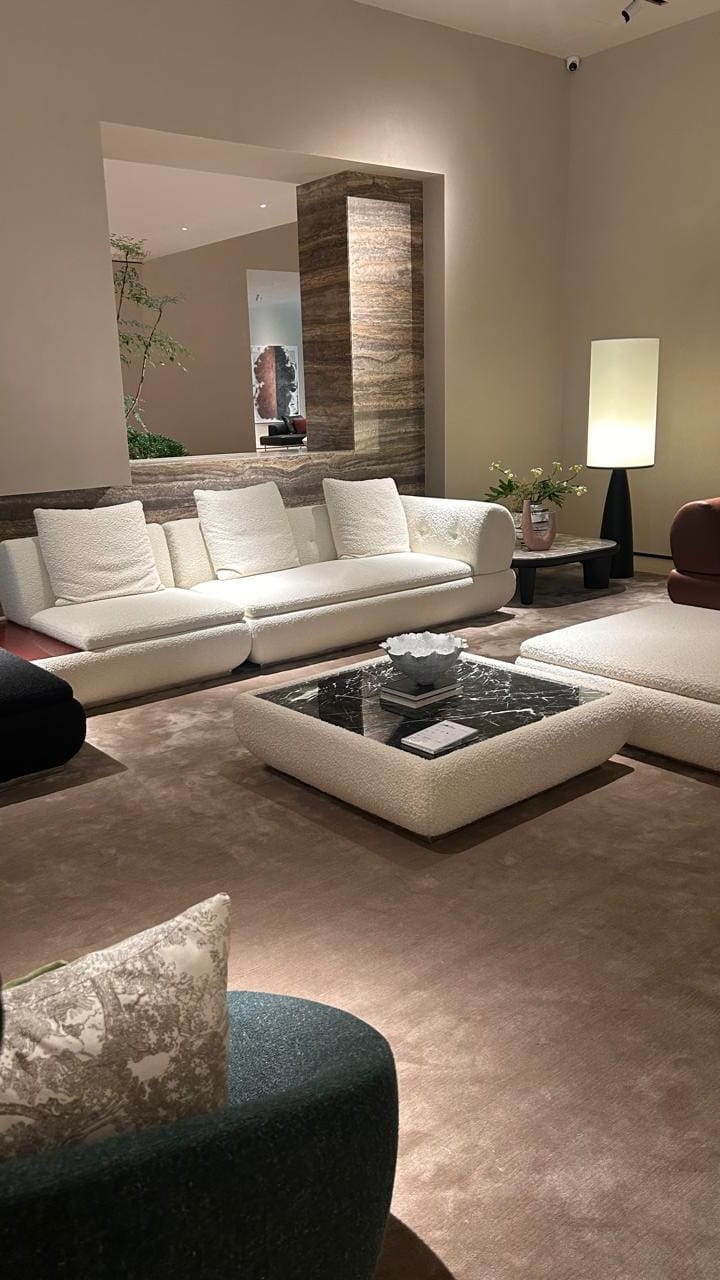 Post 4 by Zona Interior on Instagram (video)