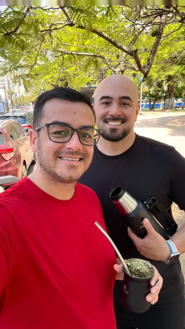 Post 4 by Leo Pinheiro on Instagram (video)