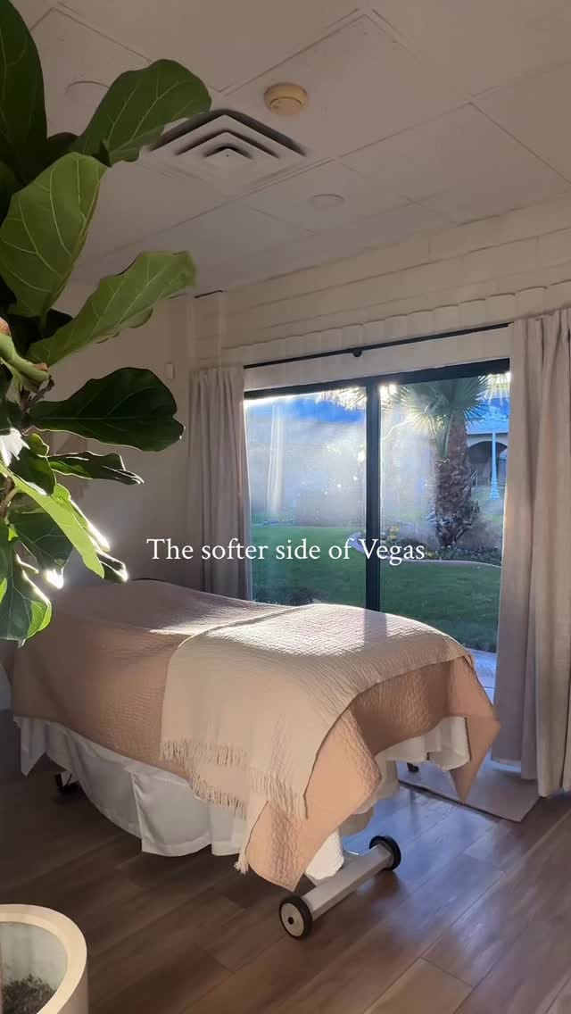 Post 5 by Kelly Thompson on Instagram (video)