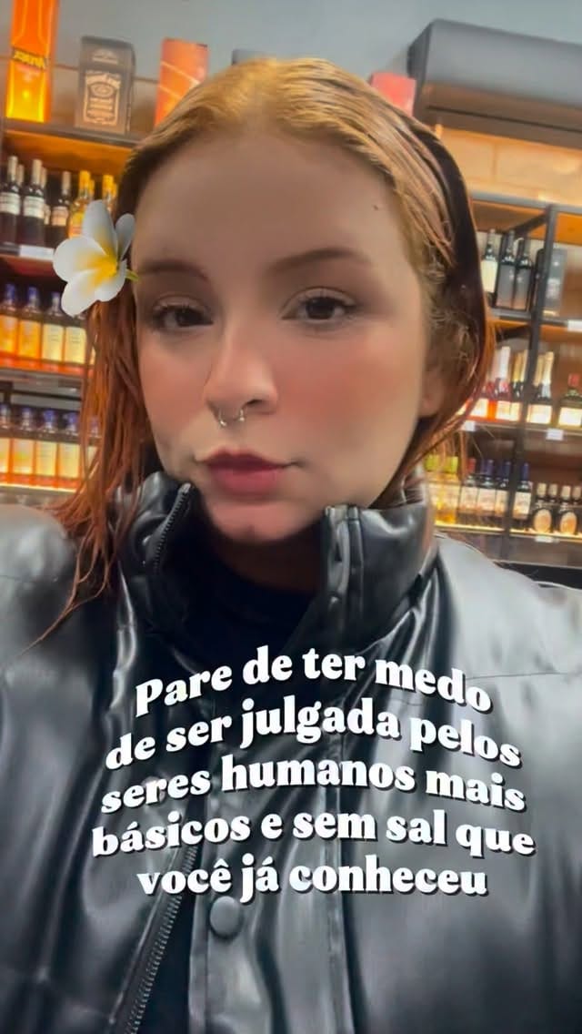 Post 1 by Luíza  Rocha on Instagram (video)