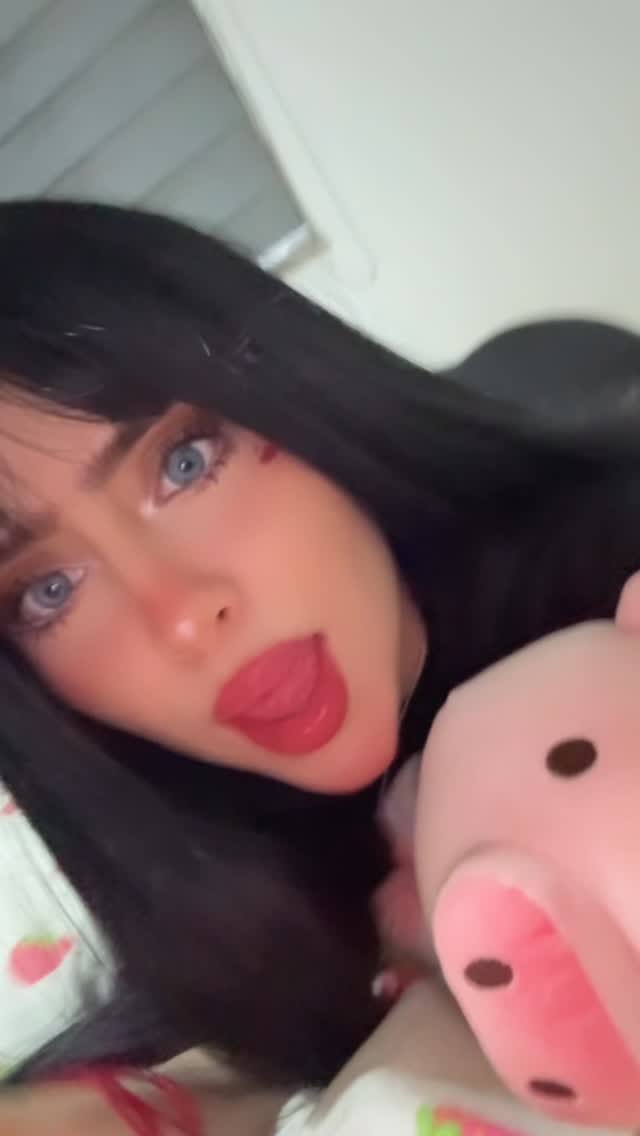 Post 4 by Fernandavaal.🌠 on Instagram (video)