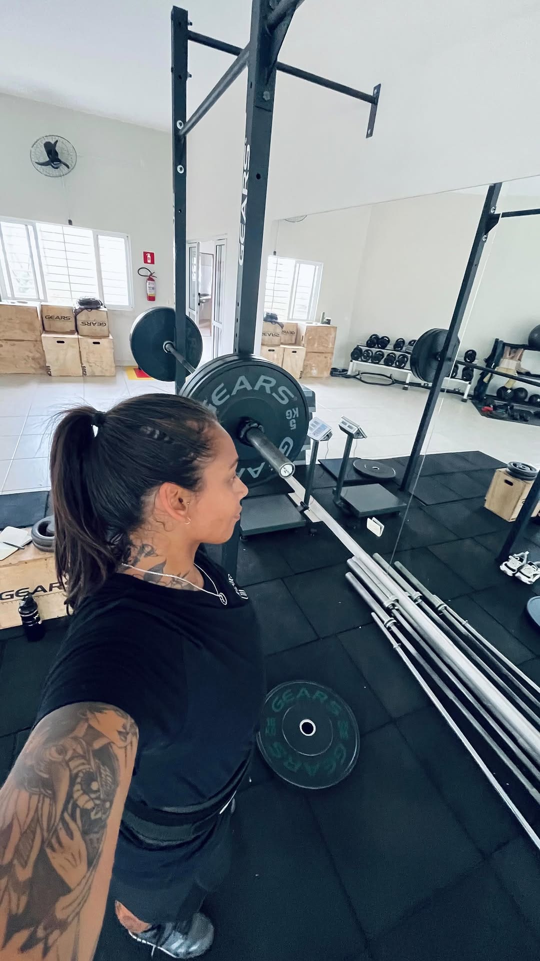 Post 4 by JULIA ALVES on Instagram (video)