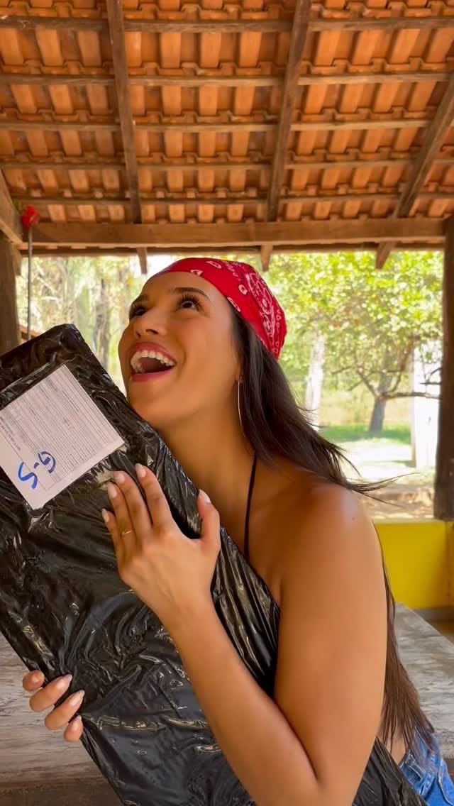 Post 8 by Michelle Personal on Instagram (video)