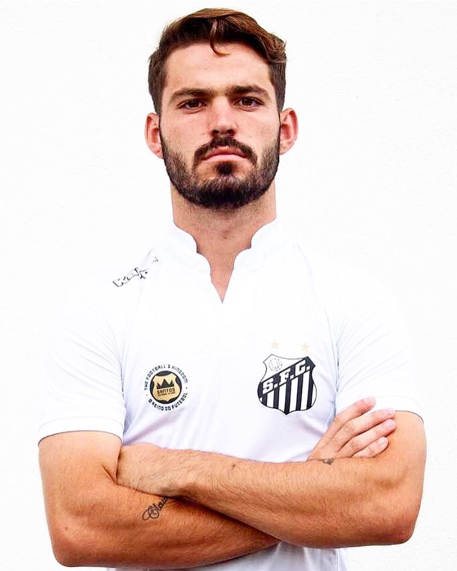 Post 8 by Gabriel Henrique Bonet on Instagram (image)