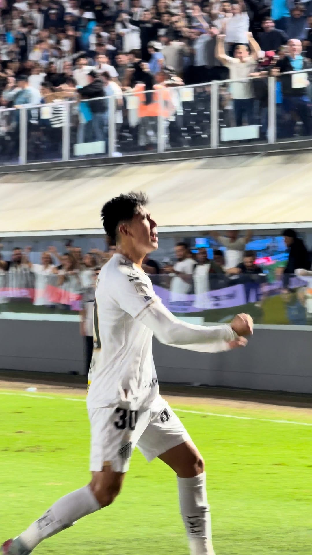 Post 3 by Miguel Terceros on Instagram (video)