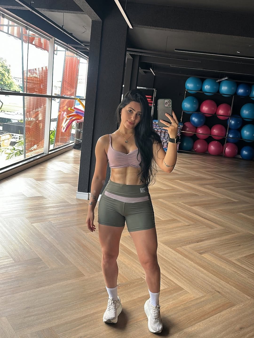 Post 2 by Marielle Crusi | PERSONAL TRAINER on Instagram (image)