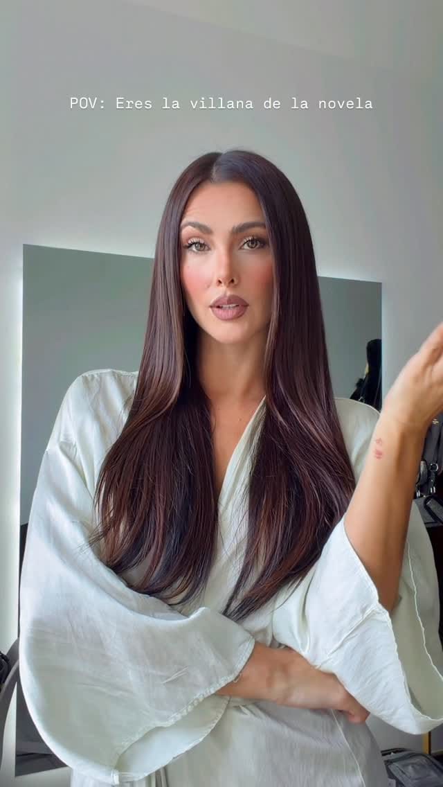 Post 4 by Karina Ramos 👑 Tv host • Miss Universe Costa Rica ‘14 on Instagram (video)