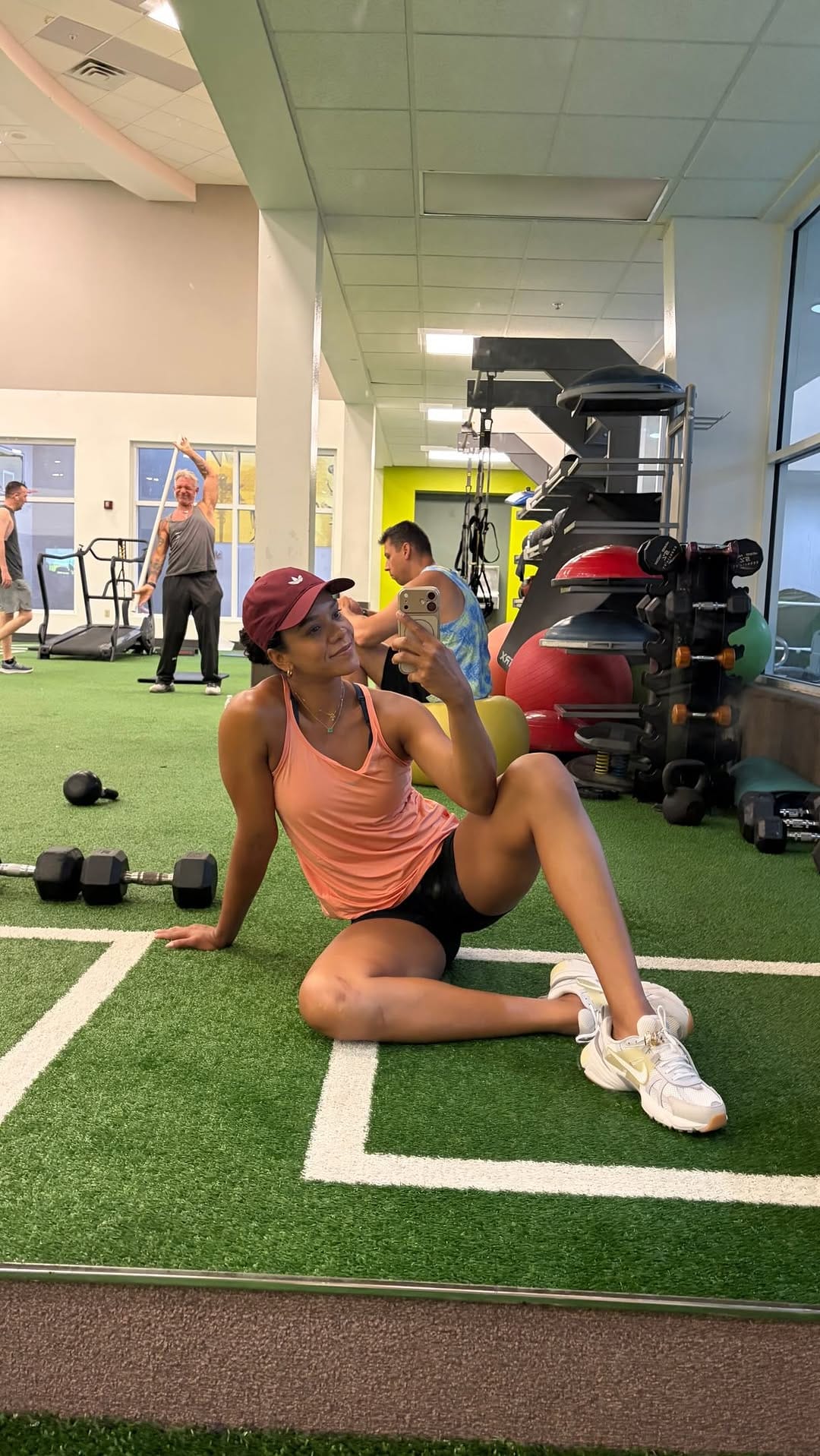 Post 2 by Amanda Campos on Instagram (video)