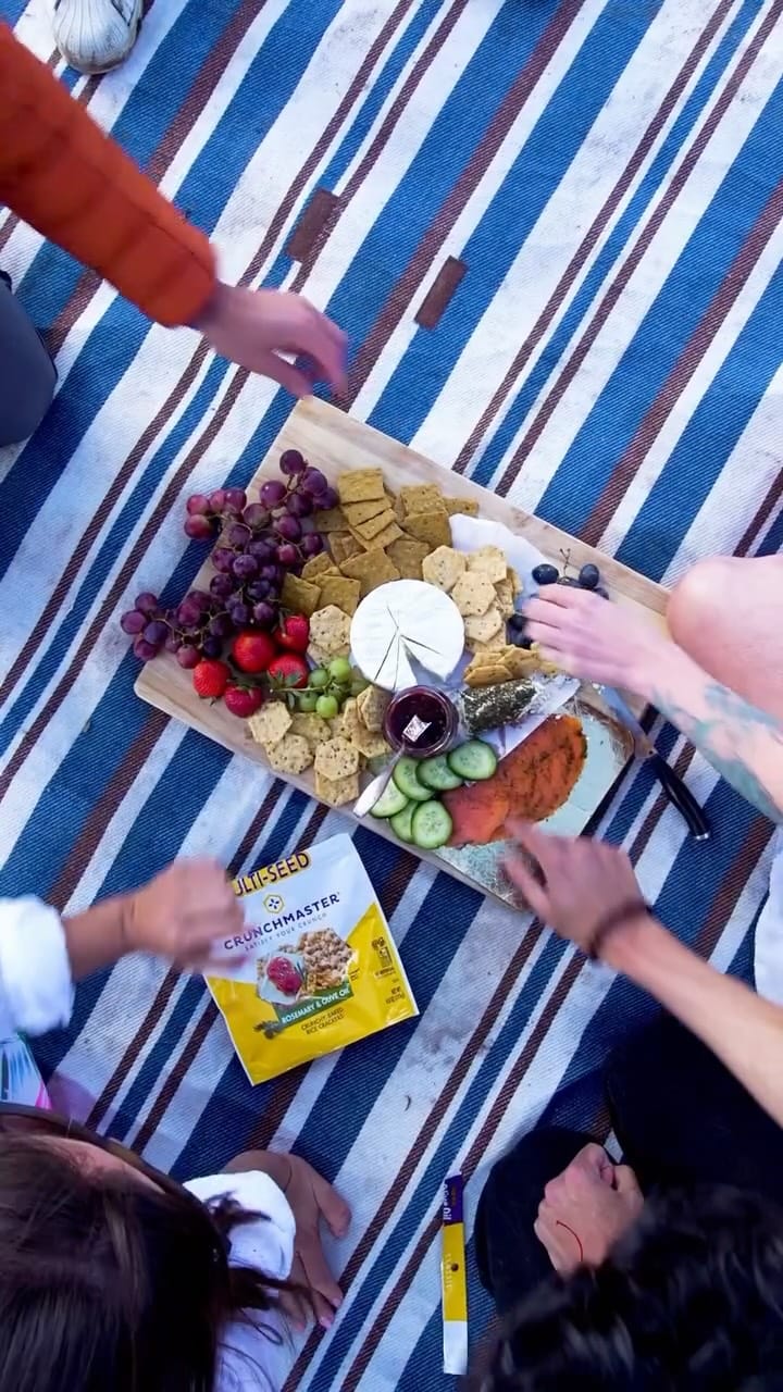 Post 1 by JJ YOSH on Instagram (video)