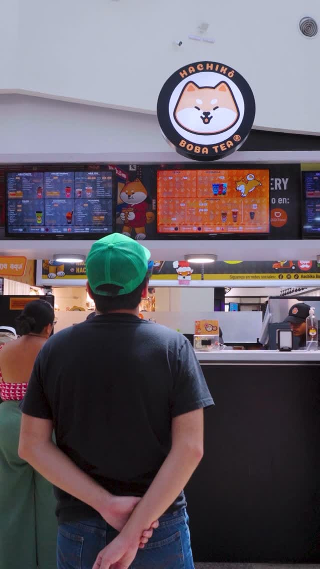 Post 4 by Hachiko Boba Tea on Instagram (video)