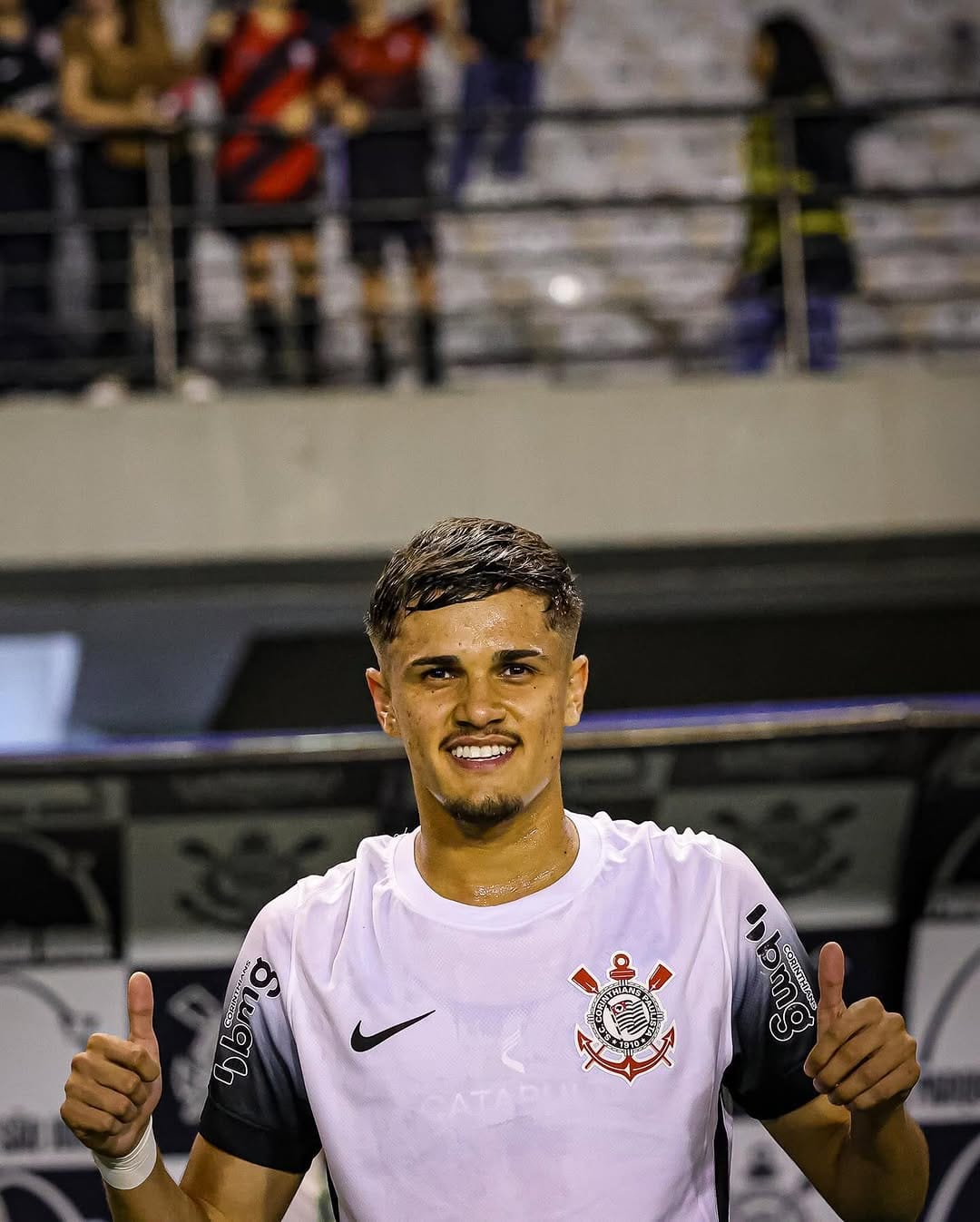 Post 10 by TEIXEIRÃO 🇧🇷 on Instagram (carousel)