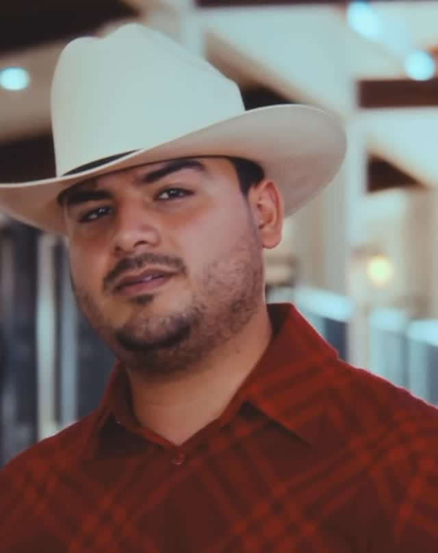 Post 9 by Los Chavalitos on Instagram (video)