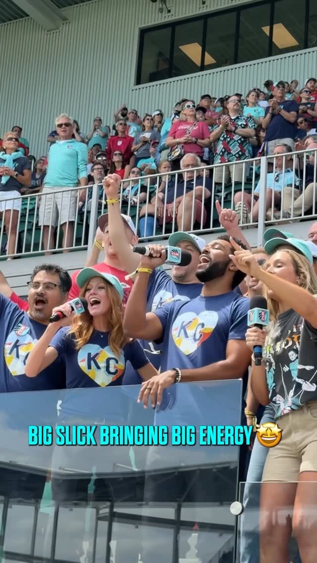 Post 3 by Katherine McNamara on Instagram (video)