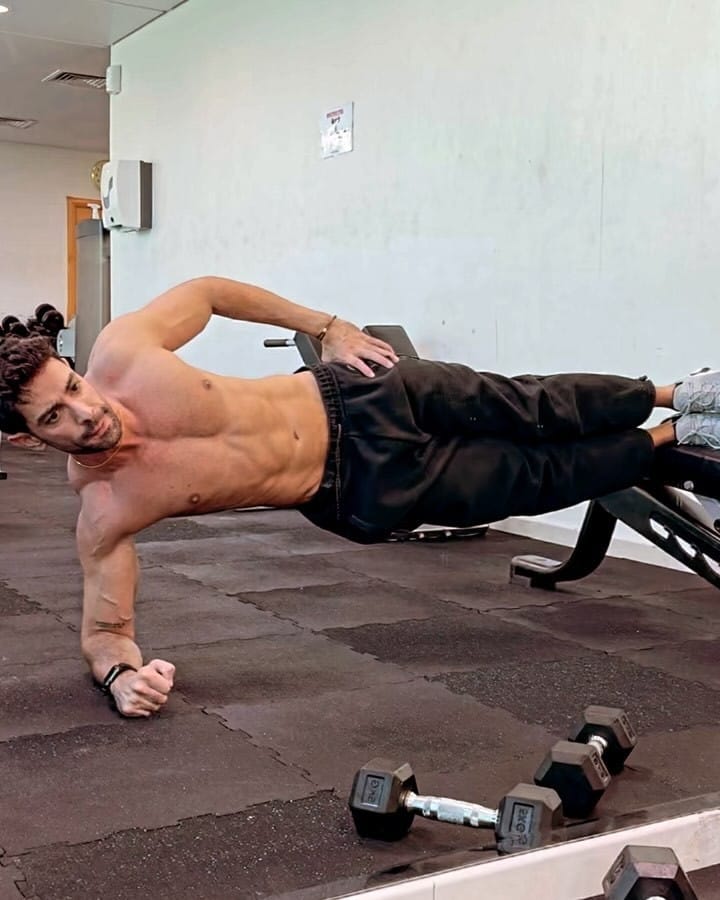 Post 9 by Chady Krayem | Fitness Trainer 🇶🇦 on Instagram (carousel)