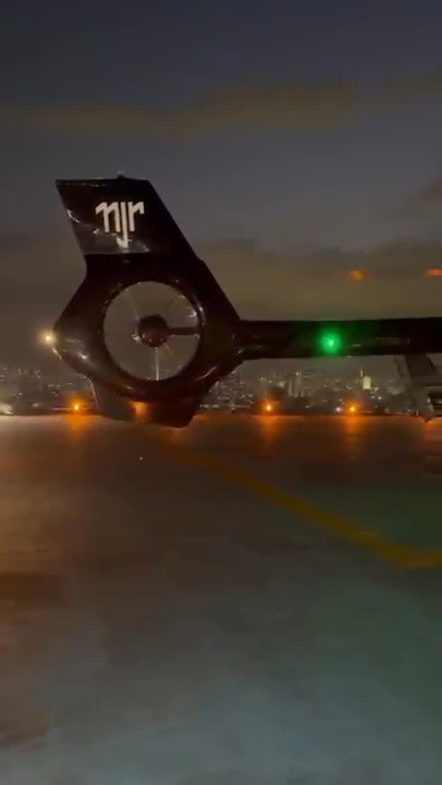 Post 6 by Thaciano Silva on Instagram (video)