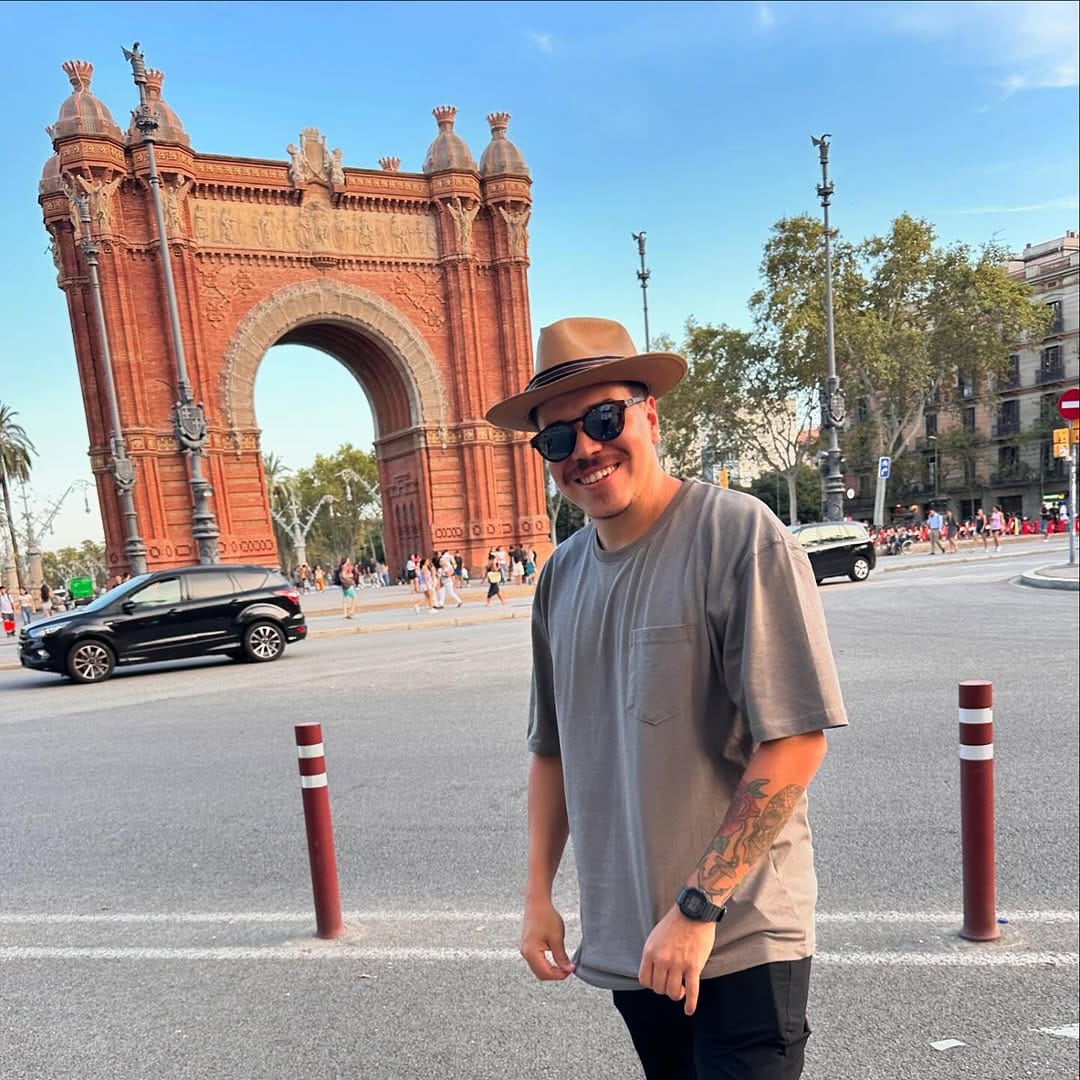 Post 8 by Rogério Martins on Instagram (carousel)