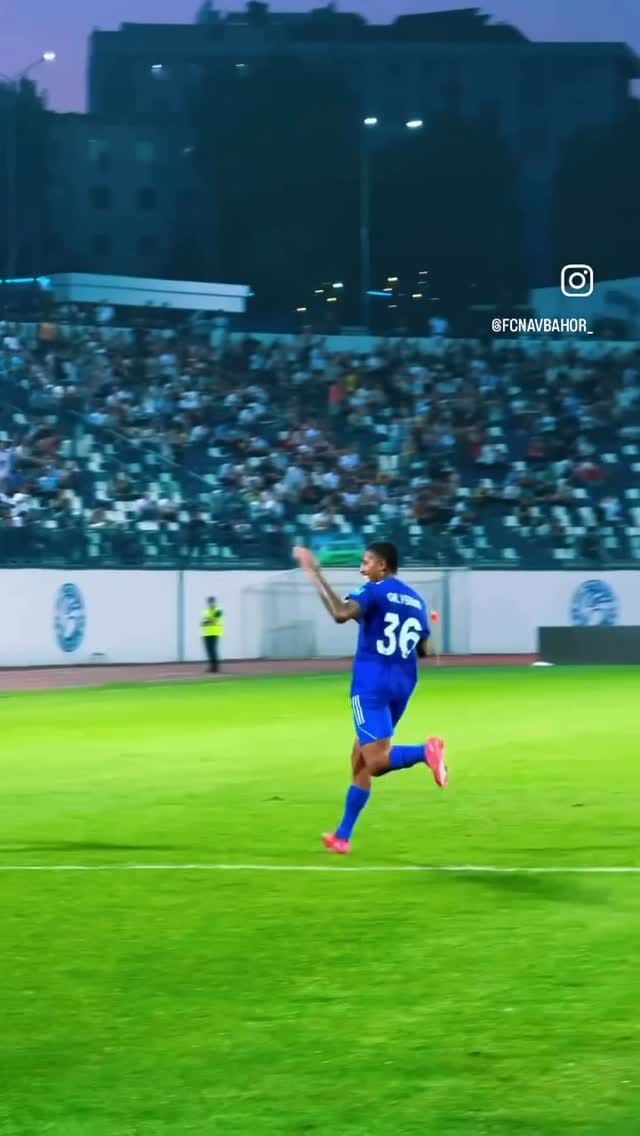 Post 7 by GG on Instagram (video)