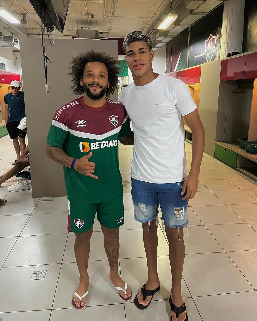 Post 10 by CL9 🇧🇷 on Instagram (image)